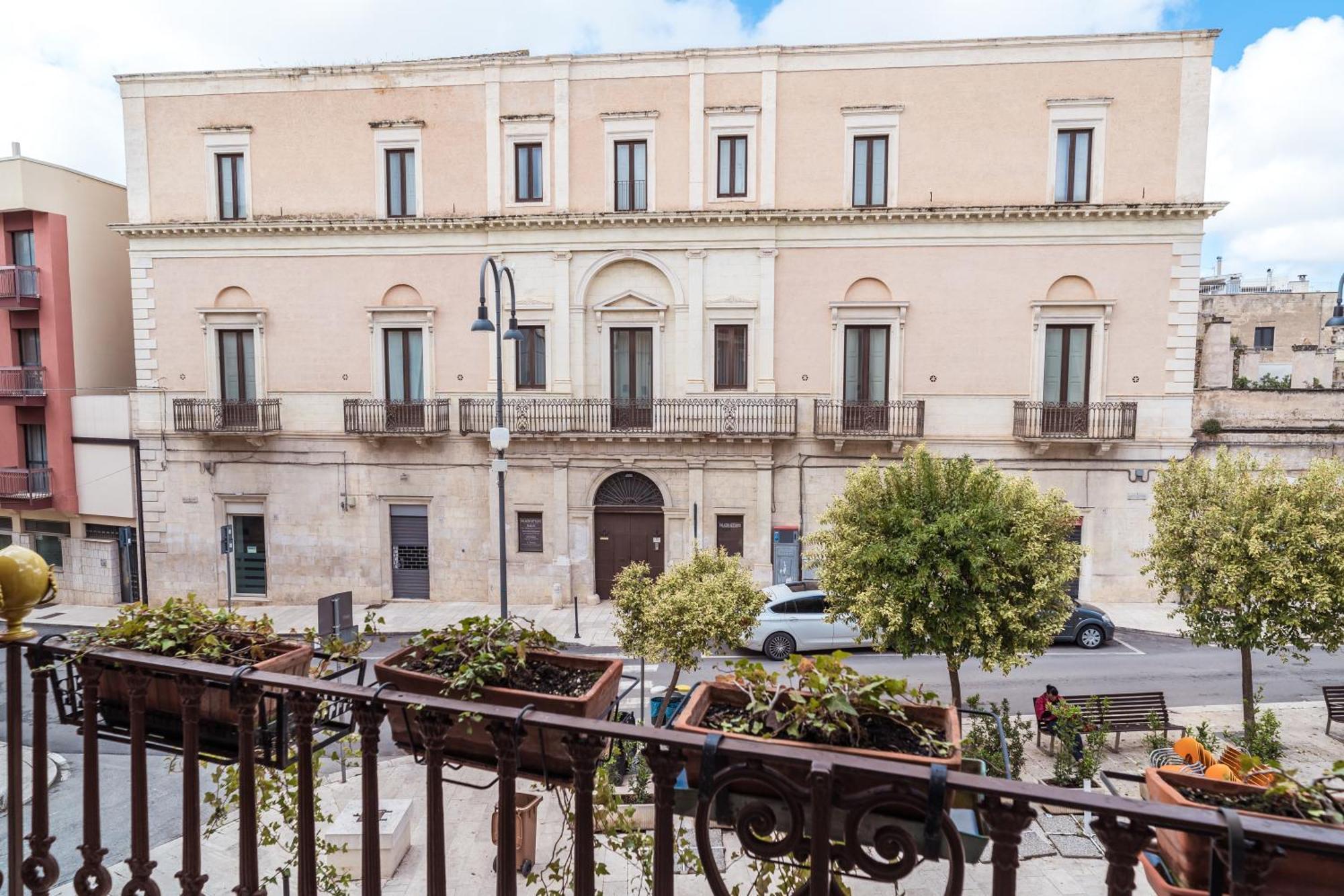 Palazzo Iato Lejlighed Rutigliano Eksteriør billede